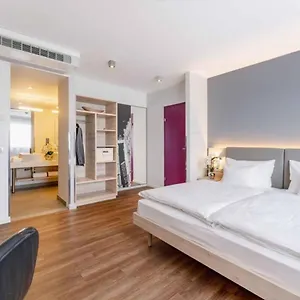 Plaza Gasometer 4* Vienne